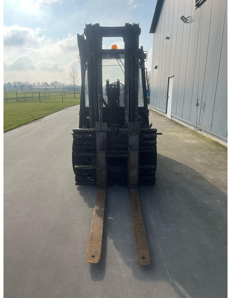 Hyster Heftruck H 4,5 T - Viličar: slika Hyster Heftruck H 4,5 T - Viličar Hyster Heftruck H 4,5 T - Viličar: slika Hyster Heftruck H 4,5 T - Viličar