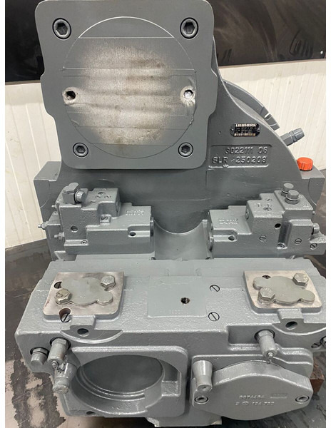 Liebherr DPVP 0 108 - Hidraulična pumpa: slika Liebherr DPVP 0 108 - Hidraulična pumpa Liebherr DPVP 0 108 - Hidraulična pumpa: slika Liebherr DPVP 0 108 - Hidraulična pumpa