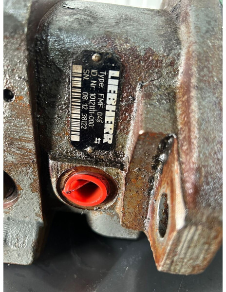 Liebherr R904 / A904C Li / A904 Li / A900C Li / A900C / R900C Li / R904C / R900C Li EDC - Hidraulični motor: slika Liebherr R904 / A904C Li / A904 Li / A900C Li / A900C / R900C Li / R904C / R900C Li EDC - Hidraulični motor Liebherr R904 / A904C Li / A904 Li / A900C Li / A900C / R900C Li / R904C / R900C Li EDC - Hidraulični motor: slika Liebherr R904 / A904C Li / A904 Li / A900C Li / A900C / R900C Li / R904C / R900C Li EDC - Hidraulični motor