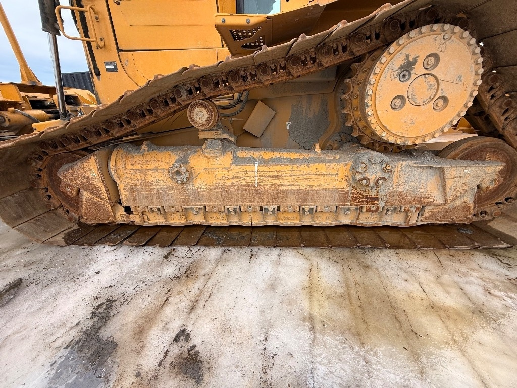 Buldožer CAT D 6 T LGP: slika Buldožer CAT D 6 T LGP