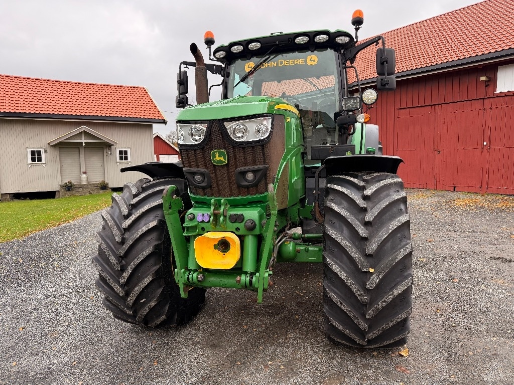 John Deere 6155 R - Traktor: slika John Deere 6155 R - Traktor John Deere 6155 R - Traktor: slika John Deere 6155 R - Traktor