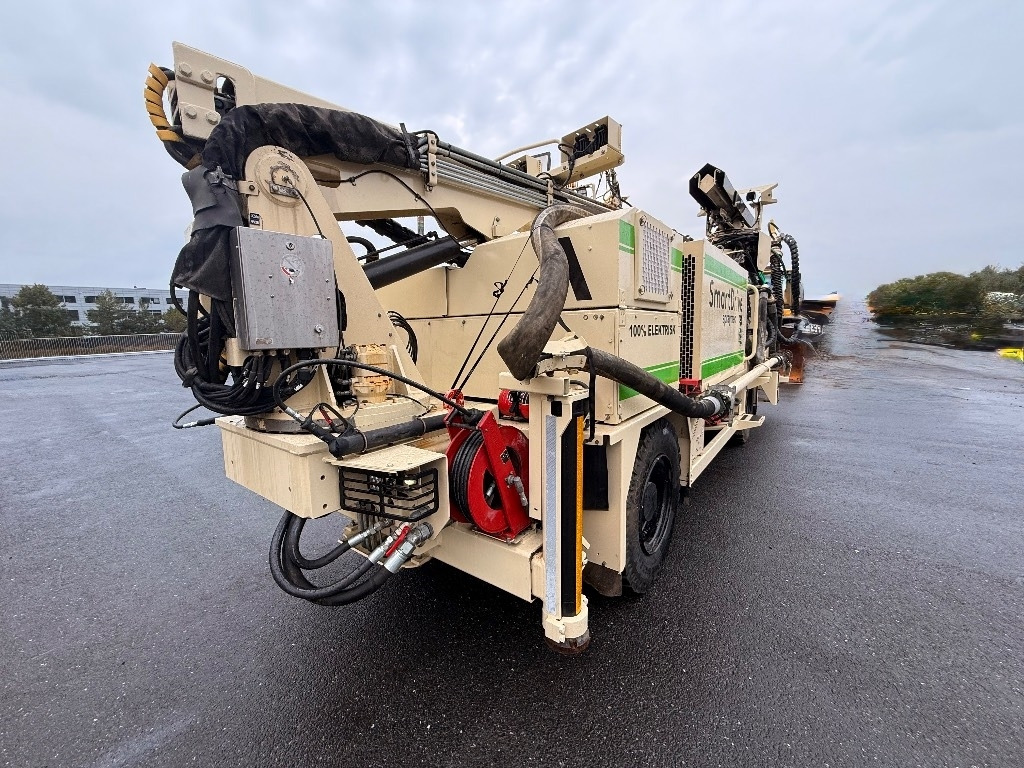 Normet SmartDrive - Stroj za bušenje tunela: slika Normet SmartDrive - Stroj za bušenje tunela Normet SmartDrive - Stroj za bušenje tunela: slika Normet SmartDrive - Stroj za bušenje tunela