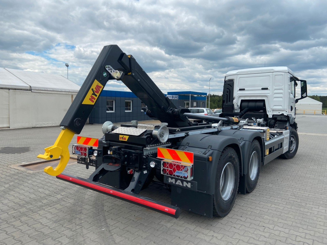 MAN TGS 26.440 6x4 Abrollkipper HYVA 20-60-S - Kamion s kukastom dizalicom: slika MAN TGS 26.440 6x4 Abrollkipper HYVA 20-60-S - Kamion s kukastom dizalicom MAN TGS 26.440 6x4 Abrollkipper HYVA 20-60-S - Kamion s kukastom dizalicom: slika MAN TGS 26.440 6x4 Abrollkipper HYVA 20-60-S - Kamion s kukastom dizalicom