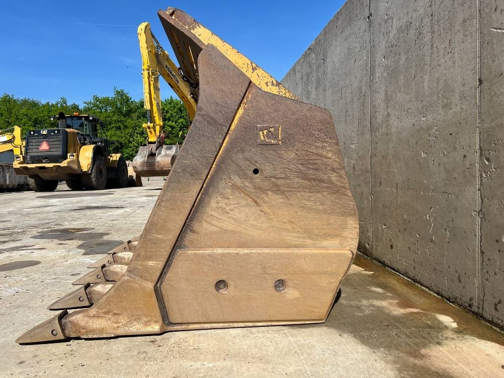 CAT 980 bucket - Korpa za Građevinski strojevi: slika CAT 980 bucket - Korpa za Građevinski strojevi CAT 980 bucket - Korpa za Građevinski strojevi: slika CAT 980 bucket - Korpa za Građevinski strojevi