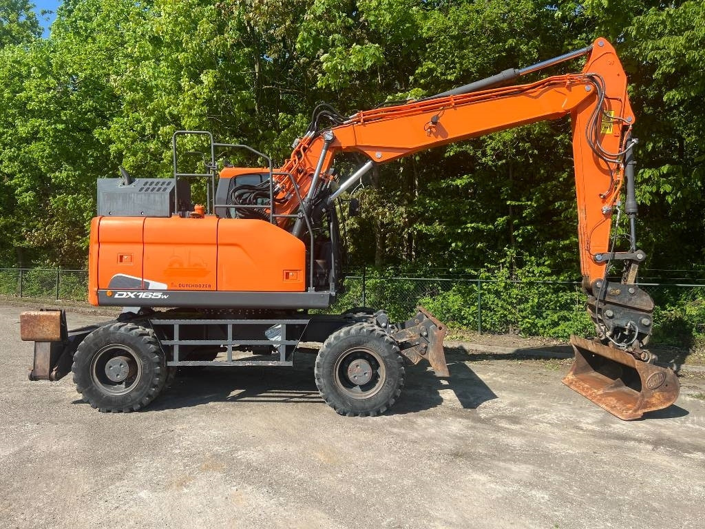 Doosan DX 165 W-5 - Bager na kotačima: slika Doosan DX 165 W-5 - Bager na kotačima Doosan DX 165 W-5 - Bager na kotačima: slika Doosan DX 165 W-5 - Bager na kotačima
