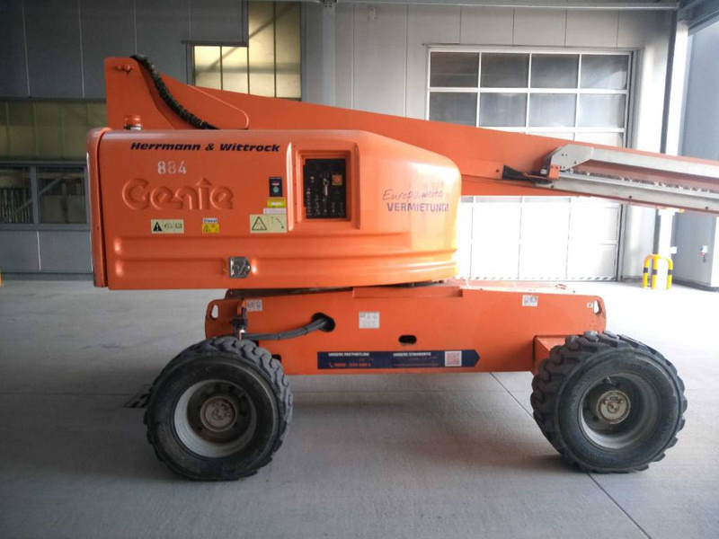 Genie S 45 - Teleskopski krak: slika Genie S 45 - Teleskopski krak Genie S 45 - Teleskopski krak: slika Genie S 45 - Teleskopski krak
