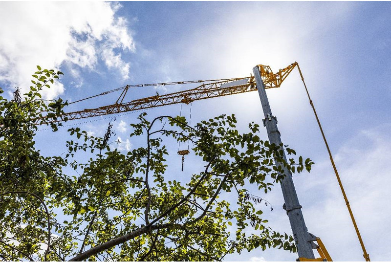 Potain HUP 40-30 - Toranjska dizalica: slika Potain HUP 40-30 - Toranjska dizalica Potain HUP 40-30 - Toranjska dizalica: slika Potain HUP 40-30 - Toranjska dizalica