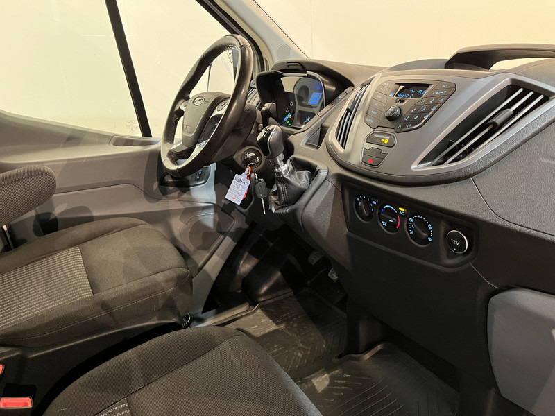 Ford Transit 2.0 TDCI L2H2 130 PK Trend / Euro 6 / Airco / Cruise Control / Trekhaak / PDC / 3-Zits / 42.300 KM !! BPM VRIJ !! - Furgon: slika Ford Transit 2.0 TDCI L2H2 130 PK Trend / Euro 6 / Airco / Cruise Control / Trekhaak / PDC / 3-Zits / 42.300 KM !! BPM VRIJ !! - Furgon Ford Transit 2.0 TDCI L2H2 130 PK Trend / Euro 6 / Airco / Cruise Control / Trekhaak / PDC / 3-Zits / 42.300 KM !! BPM VRIJ !! - Furgon: slika Ford Transit 2.0 TDCI L2H2 130 PK Trend / Euro 6 / Airco / Cruise Control / Trekhaak / PDC / 3-Zits / 42.300 KM !! BPM VRIJ !! - Furgon