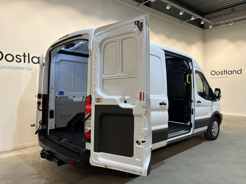 Ford Transit 2.0 TDCI L2H2 130 PK Trend / Euro 6 / Airco / Cruise Control / Trekhaak / PDC / 3-Zits / 42.300 KM !! BPM VRIJ !! - Furgon: slika Ford Transit 2.0 TDCI L2H2 130 PK Trend / Euro 6 / Airco / Cruise Control / Trekhaak / PDC / 3-Zits / 42.300 KM !! BPM VRIJ !! - Furgon Ford Transit 2.0 TDCI L2H2 130 PK Trend / Euro 6 / Airco / Cruise Control / Trekhaak / PDC / 3-Zits / 42.300 KM !! BPM VRIJ !! - Furgon: slika Ford Transit 2.0 TDCI L2H2 130 PK Trend / Euro 6 / Airco / Cruise Control / Trekhaak / PDC / 3-Zits / 42.300 KM !! BPM VRIJ !! - Furgon