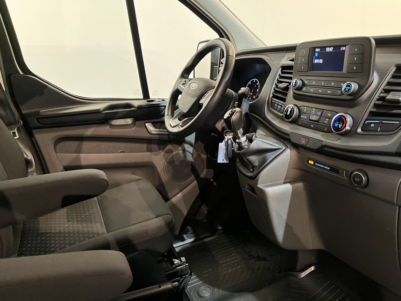 Ford Transit Custom 280 2.0 TDCI L1H1 Trend 130 PK / Euro 6 / Airco / Trekhaak / Cruise Control / PDC / 49.000 KM !! / BPM VRIJ !! - Mali kombi: slika Ford Transit Custom 280 2.0 TDCI L1H1 Trend 130 PK / Euro 6 / Airco / Trekhaak / Cruise Control / PDC / 49.000 KM !! / BPM VRIJ !! - Mali kombi Ford Transit Custom 280 2.0 TDCI L1H1 Trend 130 PK / Euro 6 / Airco / Trekhaak / Cruise Control / PDC / 49.000 KM !! / BPM VRIJ !! - Mali kombi: slika Ford Transit Custom 280 2.0 TDCI L1H1 Trend 130 PK / Euro 6 / Airco / Trekhaak / Cruise Control / PDC / 49.000 KM !! / BPM VRIJ !! - Mali kombi