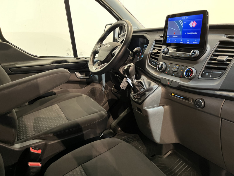 Ford Transit Custom 280 2.0 TDCI L1H1 Trend 130 PK Servicebus / Inrichting / Euro 6 / Airco / PDC / Cruise Control / Navigatie / CarPlay / Trekhaak / 3-Zits / 96.300 KM !! / BPM VRIJ !! - Mali kombi: slika Ford Transit Custom 280 2.0 TDCI L1H1 Trend 130 PK Servicebus / Inrichting / Euro 6 / Airco / PDC / Cruise Control / Navigatie / CarPlay / Trekhaak / 3-Zits / 96.300 KM !! / BPM VRIJ !! - Mali kombi Ford Transit Custom 280 2.0 TDCI L1H1 Trend 130 PK Servicebus / Inrichting / Euro 6 / Airco / PDC / Cruise Control / Navigatie / CarPlay / Trekhaak / 3-Zits / 96.300 KM !! / BPM VRIJ !! - Mali kombi: slika Ford Transit Custom 280 2.0 TDCI L1H1 Trend 130 PK Servicebus / Inrichting / Euro 6 / Airco / PDC / Cruise Control / Navigatie / CarPlay / Trekhaak / 3-Zits / 96.300 KM !! / BPM VRIJ !! - Mali kombi