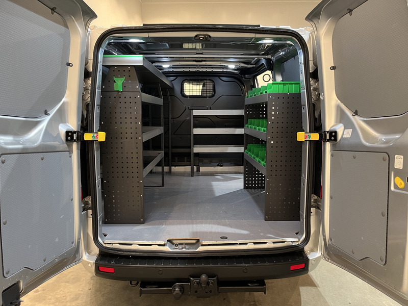 Ford Transit Custom 280 2.0 TDCI L1H1 Trend 130 PK Servicebus / Inrichting / Euro 6 / Airco / PDC / Cruise Control / Navigatie / CarPlay / Trekhaak / 3-Zits / 96.300 KM !! / BPM VRIJ !! - Mali kombi: slika Ford Transit Custom 280 2.0 TDCI L1H1 Trend 130 PK Servicebus / Inrichting / Euro 6 / Airco / PDC / Cruise Control / Navigatie / CarPlay / Trekhaak / 3-Zits / 96.300 KM !! / BPM VRIJ !! - Mali kombi Ford Transit Custom 280 2.0 TDCI L1H1 Trend 130 PK Servicebus / Inrichting / Euro 6 / Airco / PDC / Cruise Control / Navigatie / CarPlay / Trekhaak / 3-Zits / 96.300 KM !! / BPM VRIJ !! - Mali kombi: slika Ford Transit Custom 280 2.0 TDCI L1H1 Trend 130 PK Servicebus / Inrichting / Euro 6 / Airco / PDC / Cruise Control / Navigatie / CarPlay / Trekhaak / 3-Zits / 96.300 KM !! / BPM VRIJ !! - Mali kombi