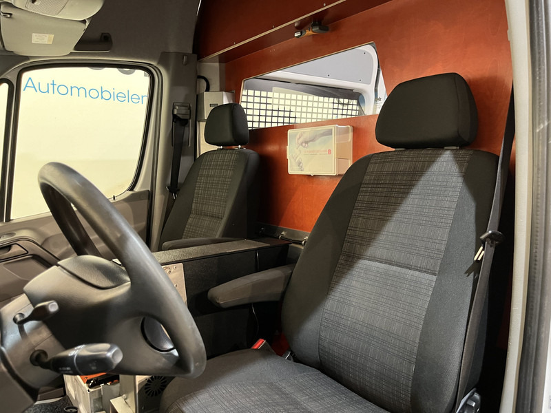 Furgon Mercedes-Benz Sprinter 314 CDI L2H2 Automaat / Euro 6 / Servicebus  / Bott inrichting / 220V / Airco /: slika Furgon Mercedes-Benz Sprinter 314 CDI L2H2 Automaat / Euro 6 / Servicebus  / Bott inrichting / 220V / Airco /