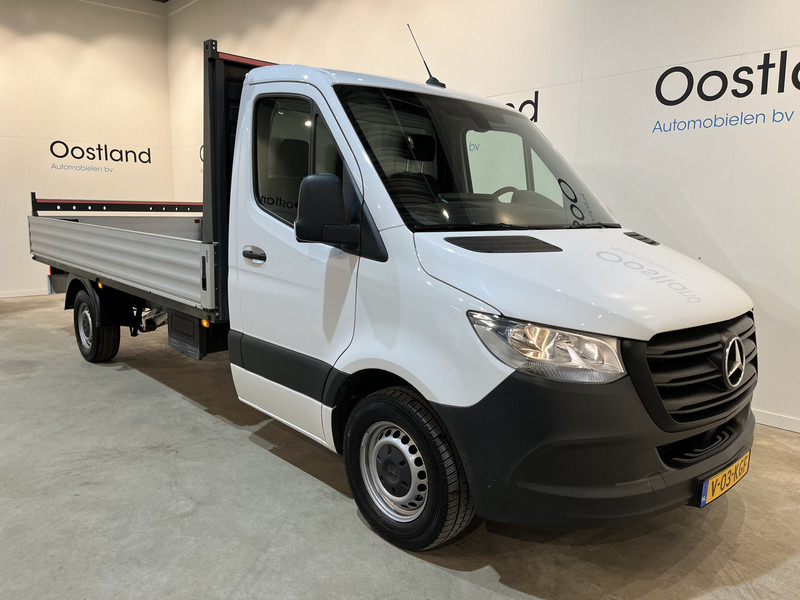 Dostavno vozilo s ravnom platformom Mercedes-Benz Sprinter 315 CDI L3 RWD Open Laadbak / Euro 6 / Airco / MBUX / CarPlay / Navigatie / 3-Zits / 75.200 KM !! / BPM VRIJ !!: slika Dostavno vozilo s ravnom platformom Mercedes-Benz Sprinter 315 CDI L3 RWD Open Laadbak / Euro 6 / Airco / MBUX / CarPlay / Navigatie / 3-Zits / 75.200 KM !! / BPM VRIJ !!