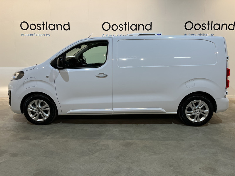 Opel Vivaro Electric L2 75 kWh Koelauto / Carrier Koeling / 100% Elektrisch / Airco / Cruise Control / Camera / CarPlay / 3-Zits / 2.850 KM !! - Dostavno vozilo hladnjača, Električno dostavno vozilo: slika Opel Vivaro Electric L2 75 kWh Koelauto / Carrier Koeling / 100% Elektrisch / Airco / Cruise Control / Camera / CarPlay / 3-Zits / 2.850 KM !! - Dostavno vozilo hladnjača, Električno dostavno vozilo Opel Vivaro Electric L2 75 kWh Koelauto / Carrier Koeling / 100% Elektrisch / Airco / Cruise Control / Camera / CarPlay / 3-Zits / 2.850 KM !! - Dostavno vozilo hladnjača, Električno dostavno vozilo: slika Opel Vivaro Electric L2 75 kWh Koelauto / Carrier Koeling / 100% Elektrisch / Airco / Cruise Control / Camera / CarPlay / 3-Zits / 2.850 KM !! - Dostavno vozilo hladnjača, Električno dostavno vozilo