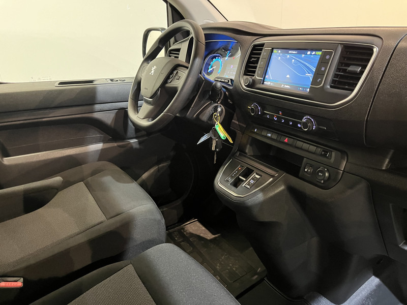 Peugeot e-Expert EV L2 75 kWh Servicebus / Inrichting / 100% Elektrisch / Airco / 220V. / Trekhaak / Camera / Cruise Control / Navigatie / CarPlay / 3-Zits 13.000 KM !! - Mali kombi, Električno dostavno vozilo: slika Peugeot e-Expert EV L2 75 kWh Servicebus / Inrichting / 100% Elektrisch / Airco / 220V. / Trekhaak / Camera / Cruise Control / Navigatie / CarPlay / 3-Zits 13.000 KM !! - Mali kombi, Električno dostavno vozilo Peugeot e-Expert EV L2 75 kWh Servicebus / Inrichting / 100% Elektrisch / Airco / 220V. / Trekhaak / Camera / Cruise Control / Navigatie / CarPlay / 3-Zits 13.000 KM !! - Mali kombi, Električno dostavno vozilo: slika Peugeot e-Expert EV L2 75 kWh Servicebus / Inrichting / 100% Elektrisch / Airco / 220V. / Trekhaak / Camera / Cruise Control / Navigatie / CarPlay / 3-Zits 13.000 KM !! - Mali kombi, Električno dostavno vozilo