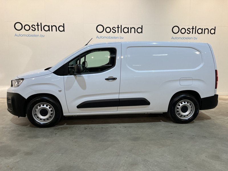 Peugeot e-Partner Premium Long 50 kWh / 100% Elektrisch / Airco / Cruise Control / PDC / Navigatie / CarPlay/ 2.500 KM !! - Mali kombi, Električno dostavno vozilo: slika Peugeot e-Partner Premium Long 50 kWh / 100% Elektrisch / Airco / Cruise Control / PDC / Navigatie / CarPlay/ 2.500 KM !! - Mali kombi, Električno dostavno vozilo Peugeot e-Partner Premium Long 50 kWh / 100% Elektrisch / Airco / Cruise Control / PDC / Navigatie / CarPlay/ 2.500 KM !! - Mali kombi, Električno dostavno vozilo: slika Peugeot e-Partner Premium Long 50 kWh / 100% Elektrisch / Airco / Cruise Control / PDC / Navigatie / CarPlay/ 2.500 KM !! - Mali kombi, Električno dostavno vozilo