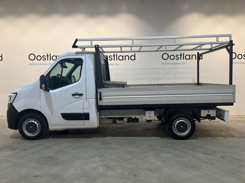 Renault Master T35 2.3 dCi 135 PK L2 Open Laadbak / Euro 6 / Airco / CarPlay / Imperiaal / Cruise Control / 11.200 KM !! - Dostavno vozilo s ravnom platformom: slika Renault Master T35 2.3 dCi 135 PK L2 Open Laadbak / Euro 6 / Airco / CarPlay / Imperiaal / Cruise Control / 11.200 KM !! - Dostavno vozilo s ravnom platformom Renault Master T35 2.3 dCi 135 PK L2 Open Laadbak / Euro 6 / Airco / CarPlay / Imperiaal / Cruise Control / 11.200 KM !! - Dostavno vozilo s ravnom platformom: slika Renault Master T35 2.3 dCi 135 PK L2 Open Laadbak / Euro 6 / Airco / CarPlay / Imperiaal / Cruise Control / 11.200 KM !! - Dostavno vozilo s ravnom platformom