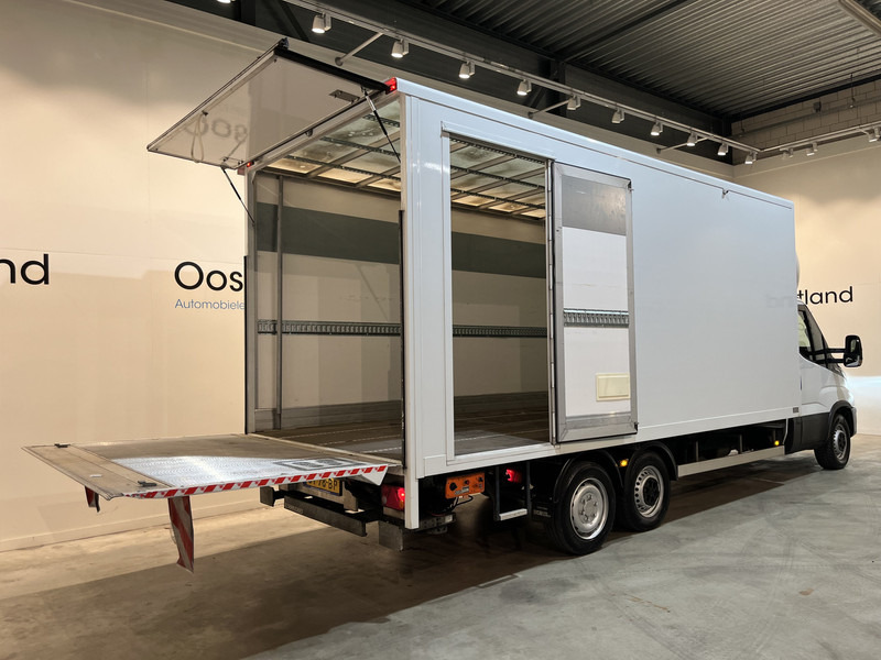 Iveco Daily 35S18 3.0 BE Clixtar Automaat Bakwagen met Laadklep / Laadvermogen 3.060 KG / Euro 6 / Luchtvering / Airco / Camera / CarPlay / Cruise Control / - Tegljač: slika Iveco Daily 35S18 3.0 BE Clixtar Automaat Bakwagen met Laadklep / Laadvermogen 3.060 KG / Euro 6 / Luchtvering / Airco / Camera / CarPlay / Cruise Control / - Tegljač Iveco Daily 35S18 3.0 BE Clixtar Automaat Bakwagen met Laadklep / Laadvermogen 3.060 KG / Euro 6 / Luchtvering / Airco / Camera / CarPlay / Cruise Control / - Tegljač: slika Iveco Daily 35S18 3.0 BE Clixtar Automaat Bakwagen met Laadklep / Laadvermogen 3.060 KG / Euro 6 / Luchtvering / Airco / Camera / CarPlay / Cruise Control / - Tegljač