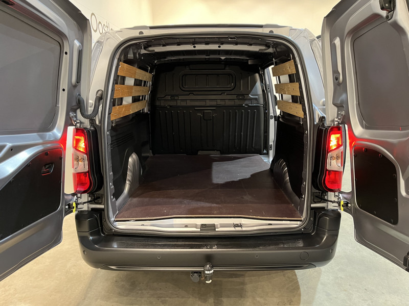 Toyota PROACE CITY 1.5 D-4D Live Long 130 PK / Euro 6 / Airco / Cruise Control / PDC / CarPlay / Navigatie / Trekhaak / - Mali kombi: slika Toyota PROACE CITY 1.5 D-4D Live Long 130 PK / Euro 6 / Airco / Cruise Control / PDC / CarPlay / Navigatie / Trekhaak / - Mali kombi Toyota PROACE CITY 1.5 D-4D Live Long 130 PK / Euro 6 / Airco / Cruise Control / PDC / CarPlay / Navigatie / Trekhaak / - Mali kombi: slika Toyota PROACE CITY 1.5 D-4D Live Long 130 PK / Euro 6 / Airco / Cruise Control / PDC / CarPlay / Navigatie / Trekhaak / - Mali kombi