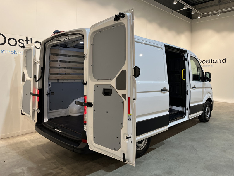 Volkswagen Crafter 30 2.0 TDI L3H2 140 PK Automaat / Euro 6 / Airco / Cruise Control / Camera / CarPlay / 3-Zits / 18.500 KM !! - Mali kombi: slika Volkswagen Crafter 30 2.0 TDI L3H2 140 PK Automaat / Euro 6 / Airco / Cruise Control / Camera / CarPlay / 3-Zits / 18.500 KM !! - Mali kombi Volkswagen Crafter 30 2.0 TDI L3H2 140 PK Automaat / Euro 6 / Airco / Cruise Control / Camera / CarPlay / 3-Zits / 18.500 KM !! - Mali kombi: slika Volkswagen Crafter 30 2.0 TDI L3H2 140 PK Automaat / Euro 6 / Airco / Cruise Control / Camera / CarPlay / 3-Zits / 18.500 KM !! - Mali kombi