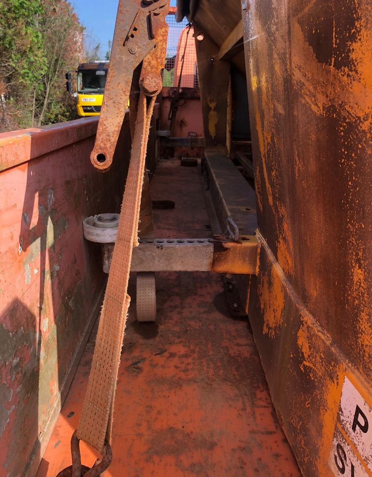 Kiper Mercedes-Benz Atego 1324 4x4 wywrotka piaskarka solarka: slika Kiper Mercedes-Benz Atego 1324 4x4 wywrotka piaskarka solarka Kiper Mercedes-Benz Atego 1324 4x4 wywrotka piaskarka solarka: slika Kiper Mercedes-Benz Atego 1324 4x4 wywrotka piaskarka solarka