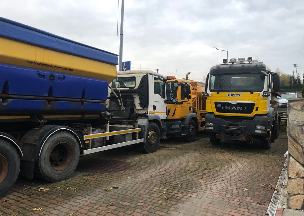 Namjenska/ Posebna vozila, Kamion MAN TGM 26.290 piaskarka solarka schmidt 6x4 euro6: slika Namjenska/ Posebna vozila, Kamion MAN TGM 26.290 piaskarka solarka schmidt 6x4 euro6 Namjenska/ Posebna vozila, Kamion MAN TGM 26.290 piaskarka solarka schmidt 6x4 euro6: slika Namjenska/ Posebna vozila, Kamion MAN TGM 26.290 piaskarka solarka schmidt 6x4 euro6