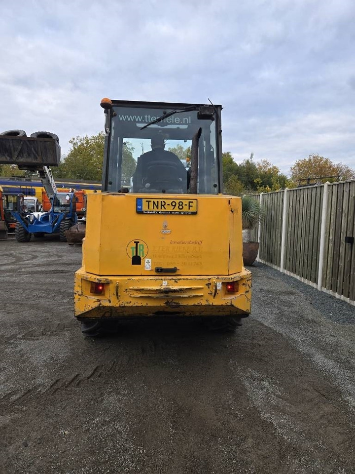 Ahlmann AS 5 - Utovarivač na kotačima: slika Ahlmann AS 5 - Utovarivač na kotačima Ahlmann AS 5 - Utovarivač na kotačima: slika Ahlmann AS 5 - Utovarivač na kotačima