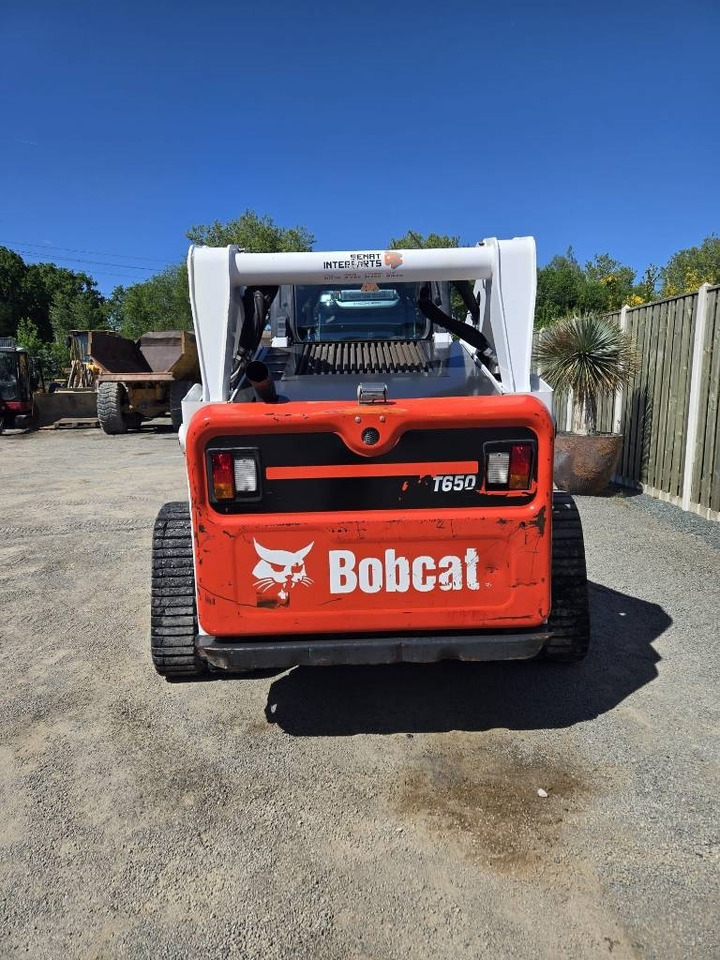 Bobcat T 650 - Mini utovarivač: slika Bobcat T 650 - Mini utovarivač Bobcat T 650 - Mini utovarivač: slika Bobcat T 650 - Mini utovarivač