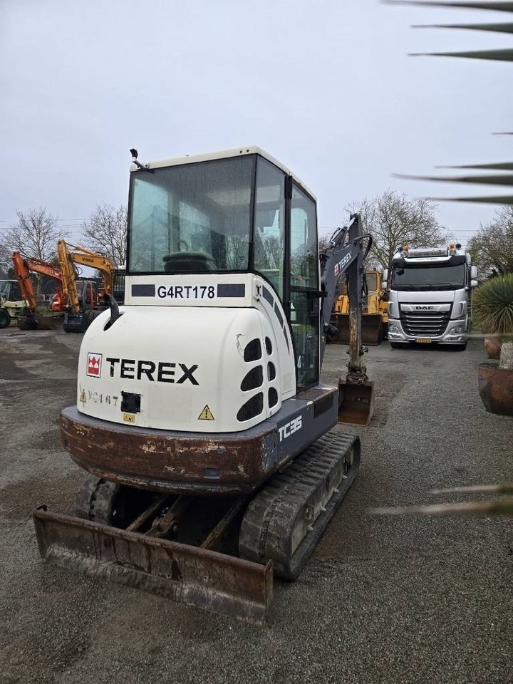 Terex TC 35 - Mini bager: slika Terex TC 35 - Mini bager Terex TC 35 - Mini bager: slika Terex TC 35 - Mini bager