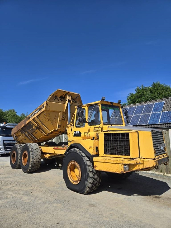 Volvo BM A 25 - Zglobni istovarivač: slika Volvo BM A 25 - Zglobni istovarivač Volvo BM A 25 - Zglobni istovarivač: slika Volvo BM A 25 - Zglobni istovarivač
