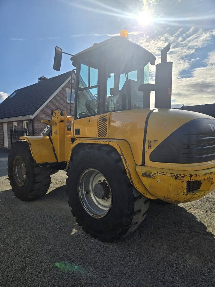 Volvo L 40 B TP - Utovarivač na kotačima: slika Volvo L 40 B TP - Utovarivač na kotačima Volvo L 40 B TP - Utovarivač na kotačima: slika Volvo L 40 B TP - Utovarivač na kotačima