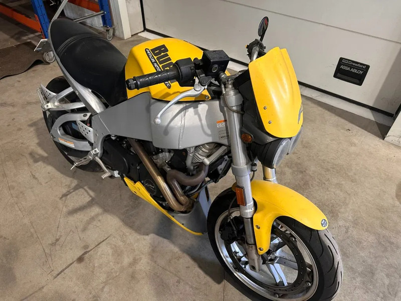 Buell XB9S Lightning - Motocikl: slika Buell XB9S Lightning - Motocikl Buell XB9S Lightning - Motocikl: slika Buell XB9S Lightning - Motocikl