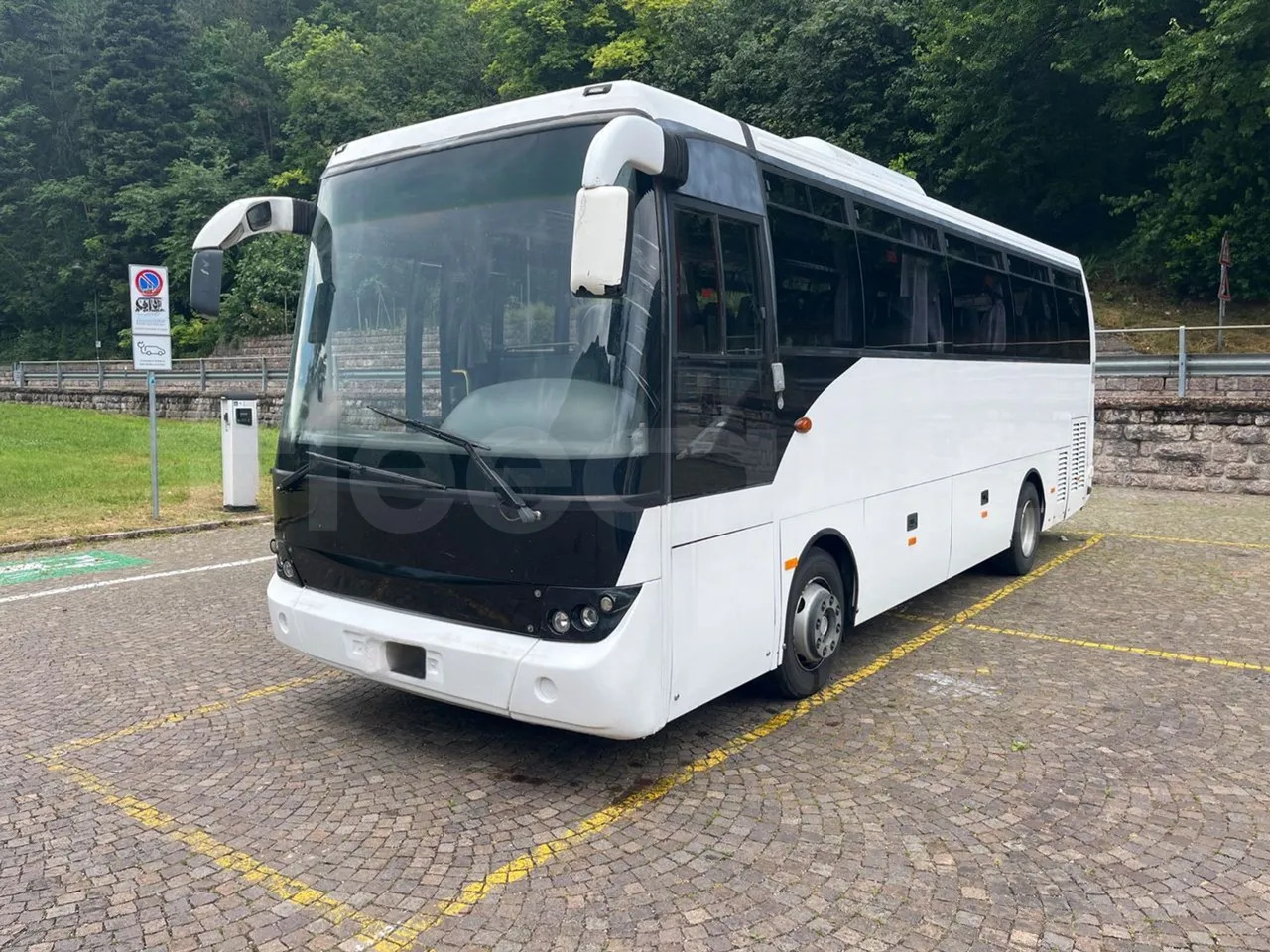 BMC PROBUS TBX - Turistički autobus: slika BMC PROBUS TBX - Turistički autobus BMC PROBUS TBX - Turistički autobus: slika BMC PROBUS TBX - Turistički autobus