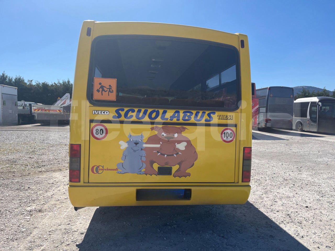 Bundle di 4 mezzi Iveco - Cacciamali Iveco - Cacciamali Iveco - Cacciamali Iveco - A50 - Školski autobus: slika Bundle di 4 mezzi Iveco - Cacciamali Iveco - Cacciamali Iveco - Cacciamali Iveco - A50 - Školski autobus Bundle di 4 mezzi Iveco - Cacciamali Iveco - Cacciamali Iveco - Cacciamali Iveco - A50 - Školski autobus: slika Bundle di 4 mezzi Iveco - Cacciamali Iveco - Cacciamali Iveco - Cacciamali Iveco - A50 - Školski autobus