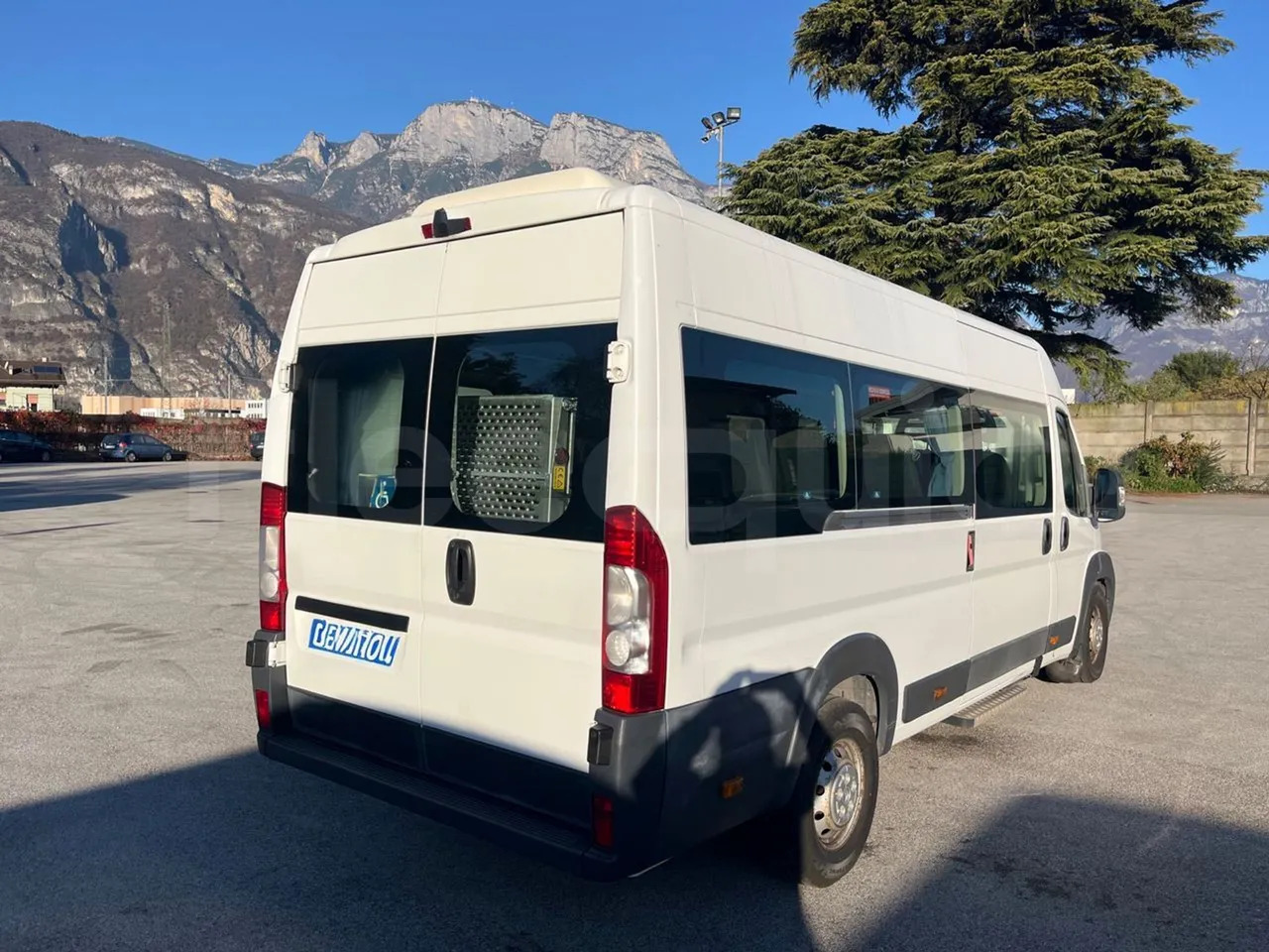 Prigradski autobus Citroën Jumper: slika Prigradski autobus Citroën Jumper Prigradski autobus Citroën Jumper: slika Prigradski autobus Citroën Jumper