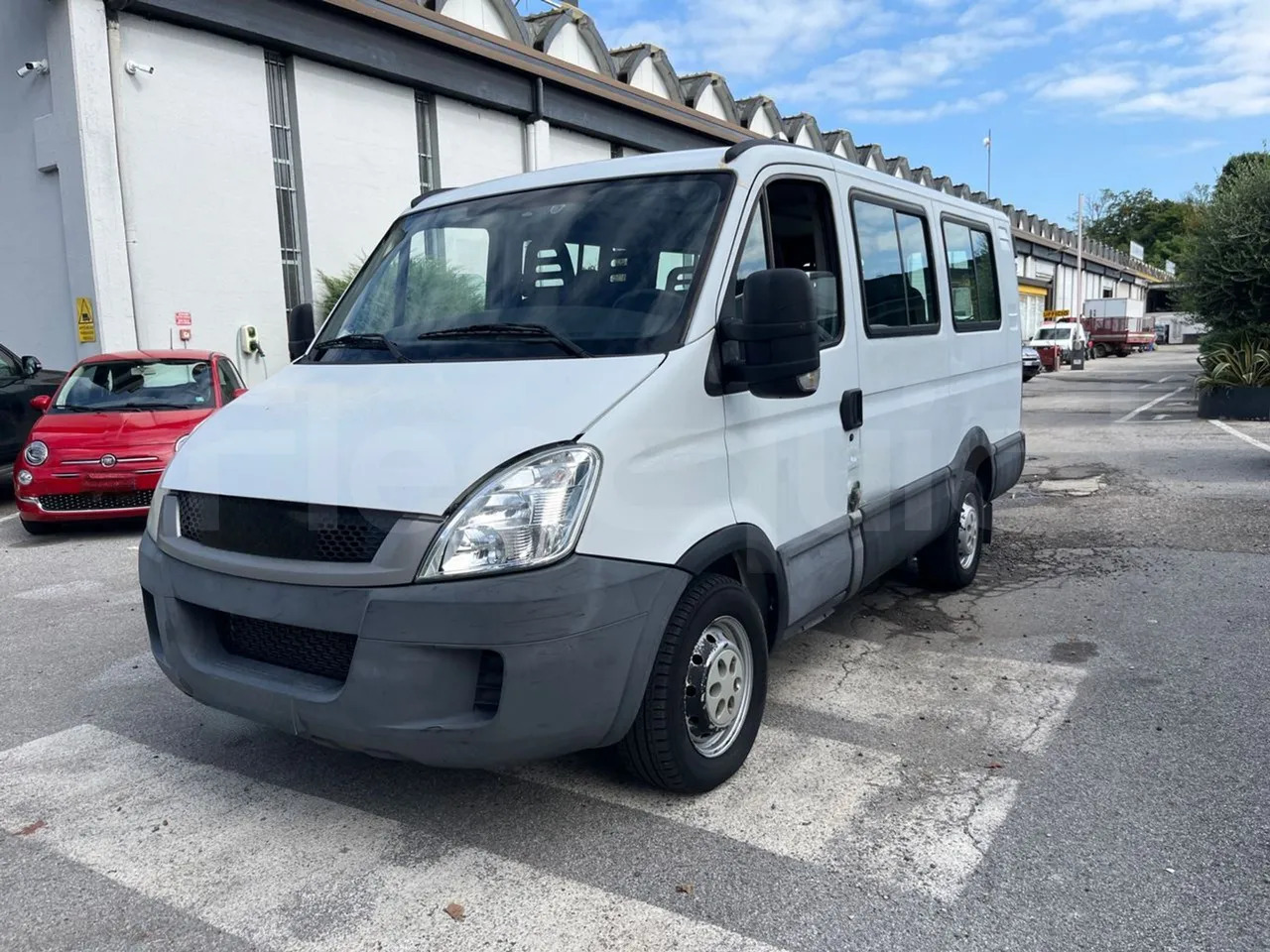 Iveco Daily - Minibus, Putnički kombi: slika Iveco Daily - Minibus, Putnički kombi Iveco Daily - Minibus, Putnički kombi: slika Iveco Daily - Minibus, Putnički kombi