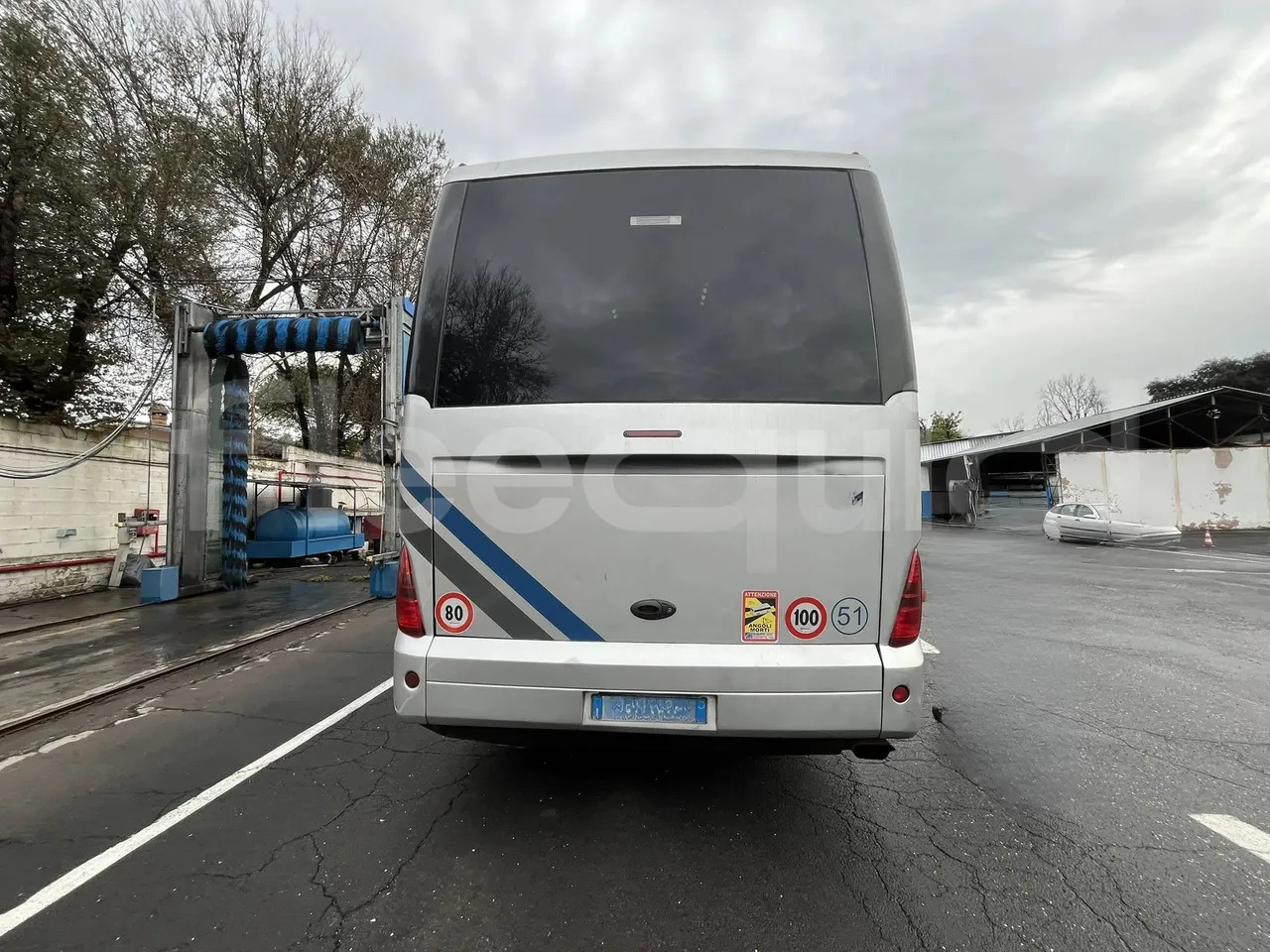 Iveco Irisbus Italia - Turistički autobus: slika Iveco Irisbus Italia - Turistički autobus Iveco Irisbus Italia - Turistički autobus: slika Iveco Irisbus Italia - Turistički autobus