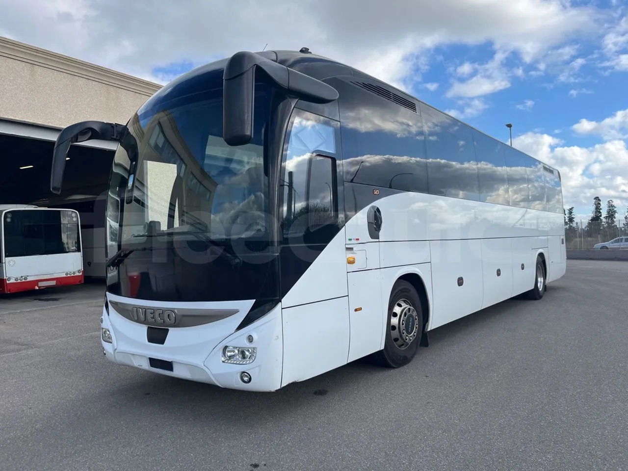 Iveco Magelys - Turistički autobus: slika Iveco Magelys - Turistički autobus Iveco Magelys - Turistički autobus: slika Iveco Magelys - Turistički autobus