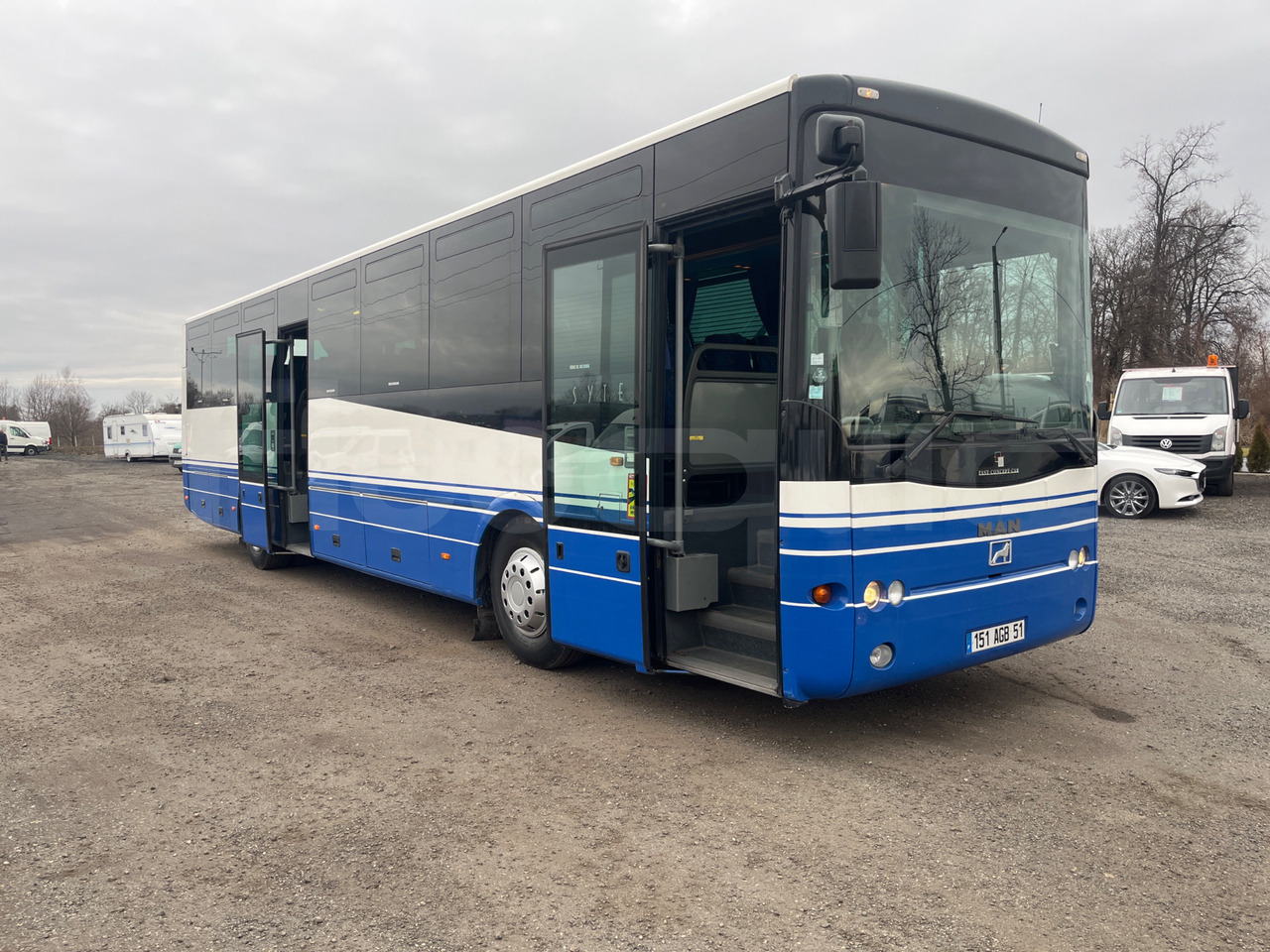 Man A51 - Turistički autobus: slika Man A51 - Turistički autobus Man A51 - Turistički autobus: slika Man A51 - Turistički autobus