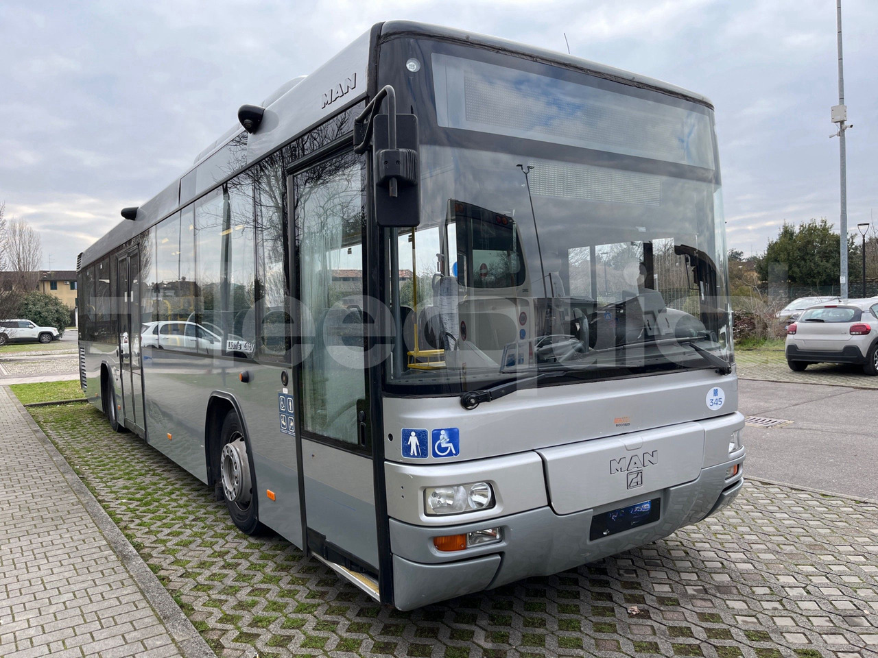 Man Lion's Classic - Gradski autobus: slika Man Lion's Classic - Gradski autobus Man Lion's Classic - Gradski autobus: slika Man Lion's Classic - Gradski autobus
