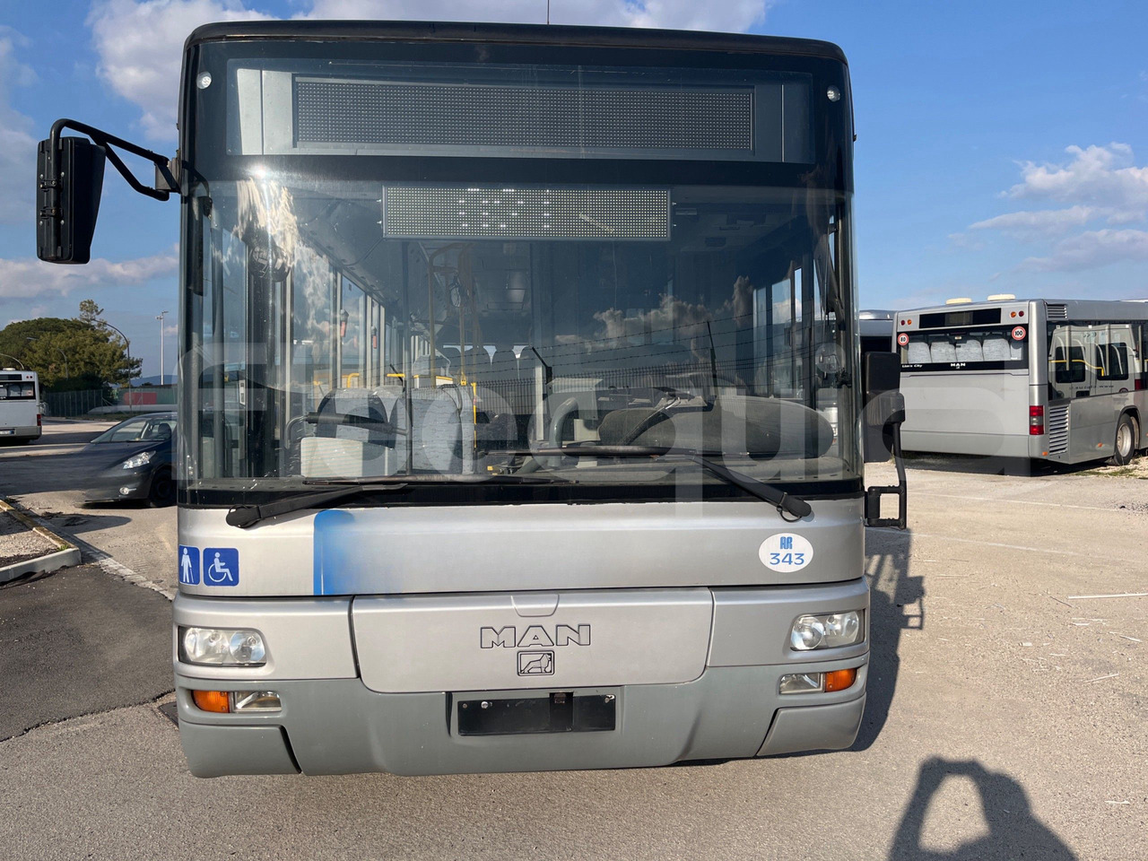 Man Lion's Classic - Gradski autobus: slika Man Lion's Classic - Gradski autobus Man Lion's Classic - Gradski autobus: slika Man Lion's Classic - Gradski autobus