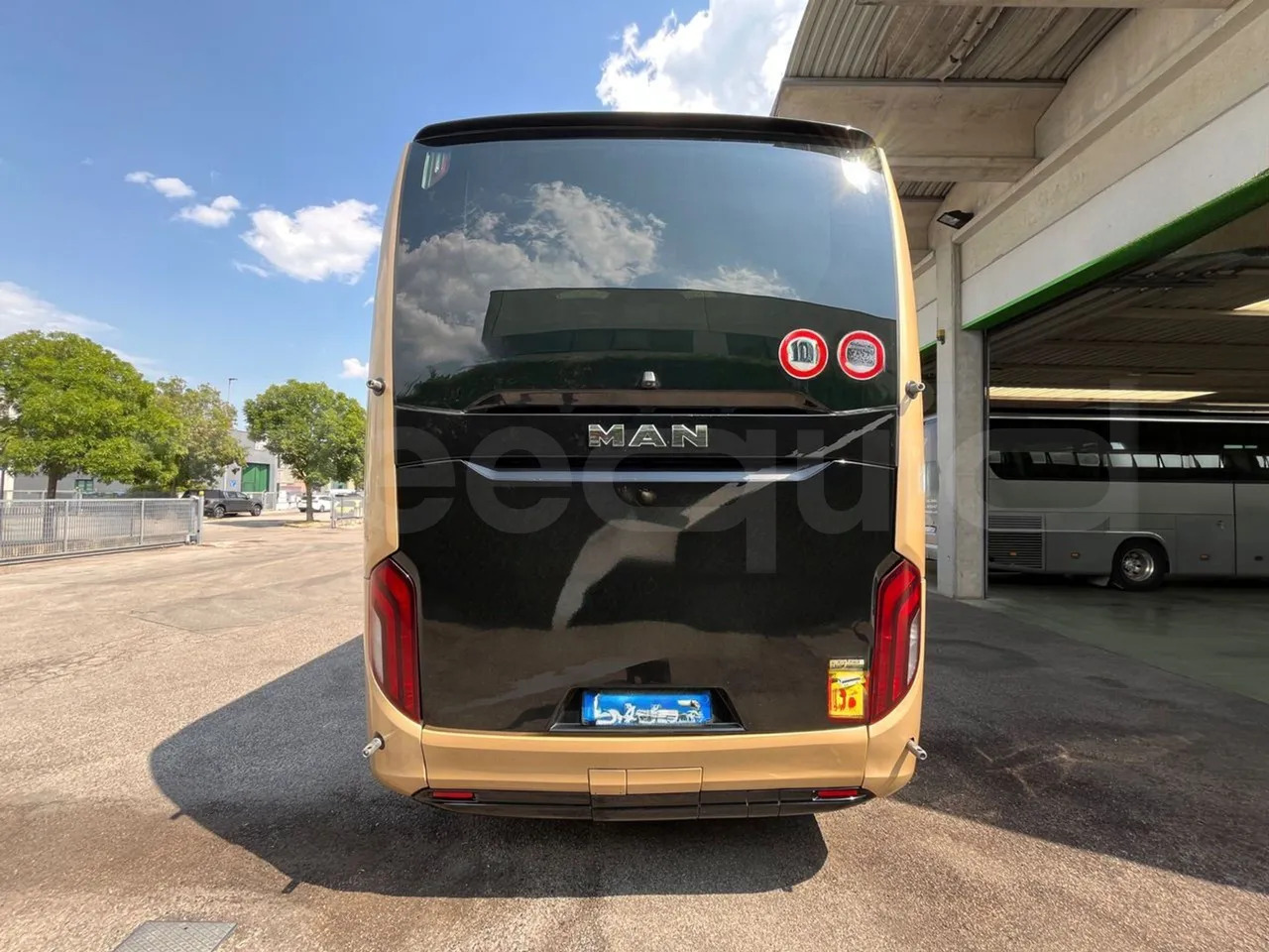 Man Lion's Coach - Turistički autobus: slika Man Lion's Coach - Turistički autobus Man Lion's Coach - Turistički autobus: slika Man Lion's Coach - Turistički autobus