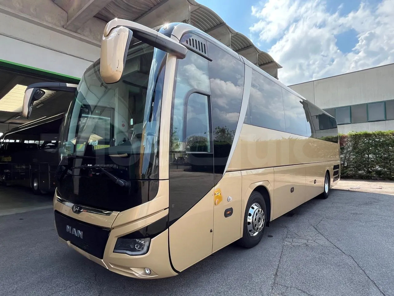 Man Lion's Coach - Turistički autobus: slika Man Lion's Coach - Turistički autobus Man Lion's Coach - Turistički autobus: slika Man Lion's Coach - Turistički autobus
