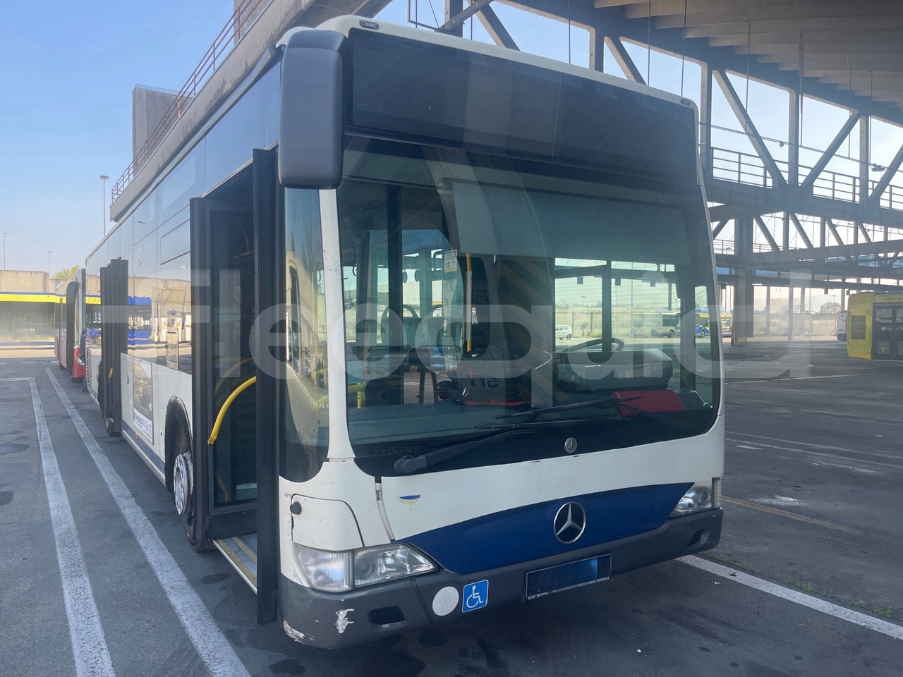 Mercedes-Benz Citaro - Gradski autobus: slika Mercedes-Benz Citaro - Gradski autobus Mercedes-Benz Citaro - Gradski autobus: slika Mercedes-Benz Citaro - Gradski autobus