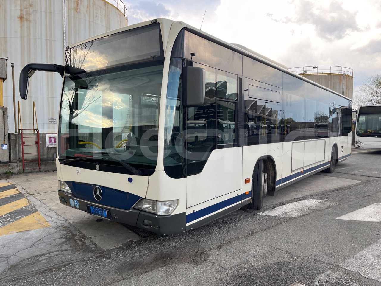 Mercedes-Benz Citaro - Gradski autobus: slika Mercedes-Benz Citaro - Gradski autobus Mercedes-Benz Citaro - Gradski autobus: slika Mercedes-Benz Citaro - Gradski autobus