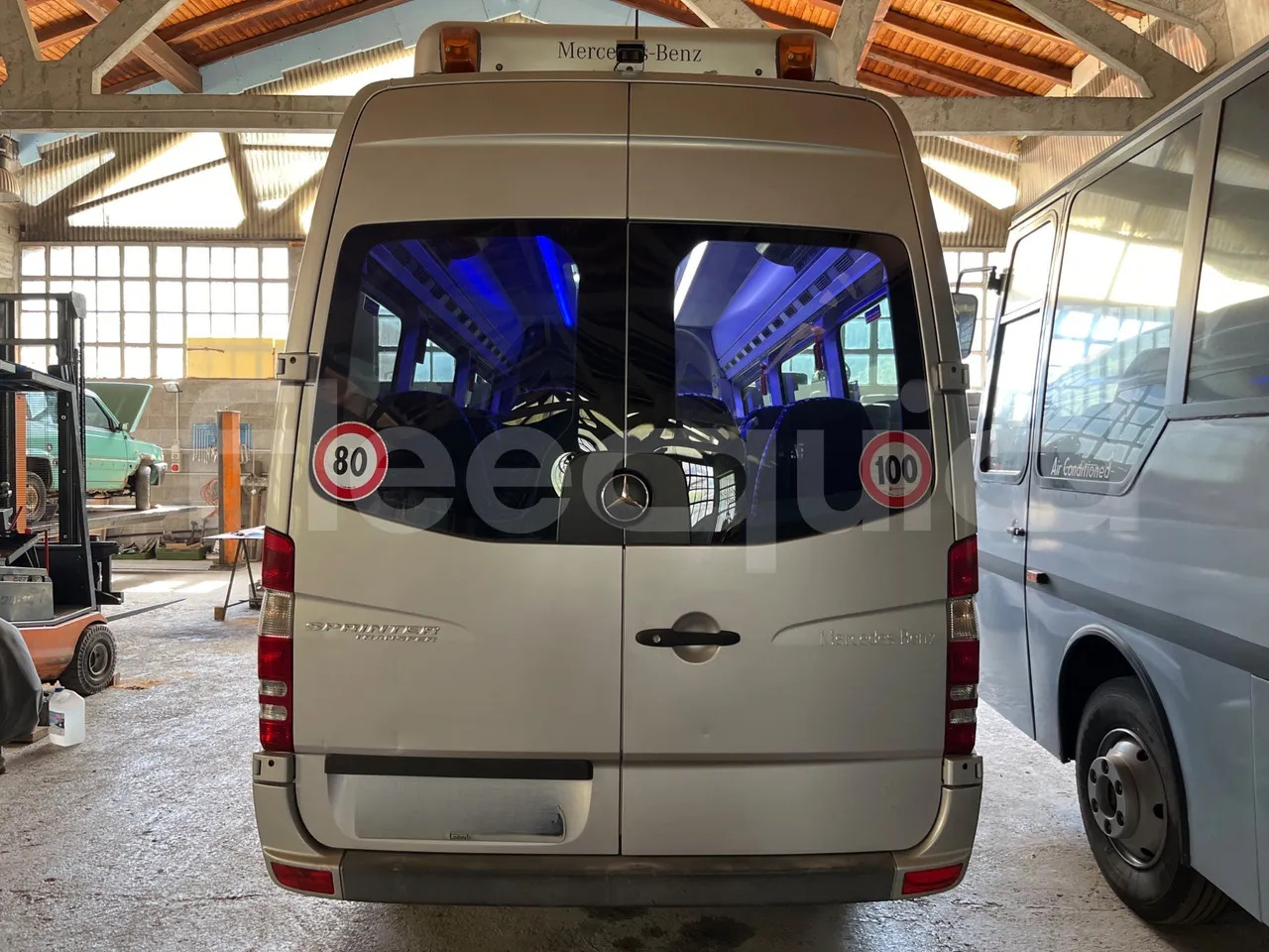 Mercedes-Benz Evobus 0315U - Minibus, Putnički kombi: slika Mercedes-Benz Evobus 0315U - Minibus, Putnički kombi Mercedes-Benz Evobus 0315U - Minibus, Putnički kombi: slika Mercedes-Benz Evobus 0315U - Minibus, Putnički kombi