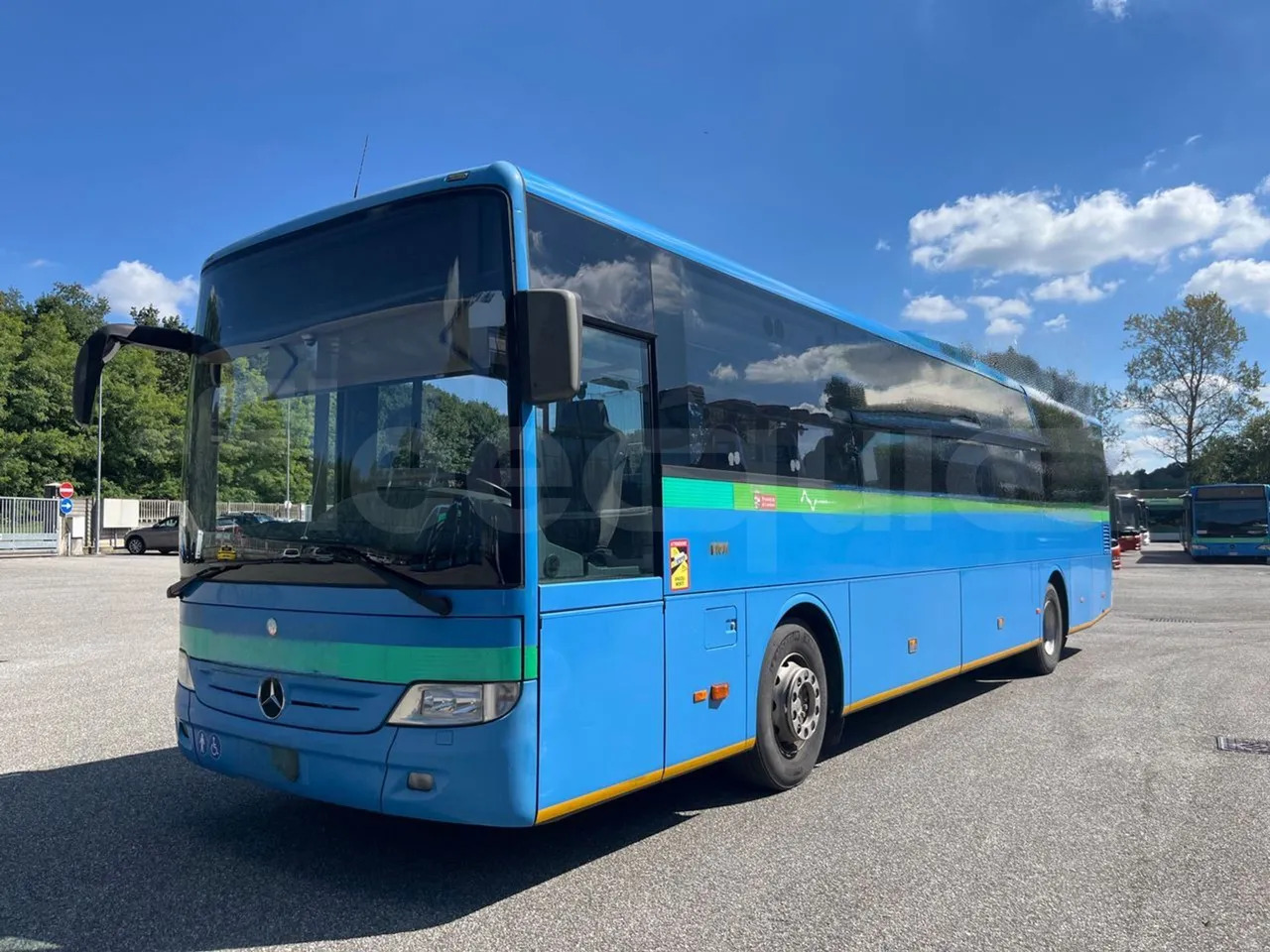 Mercedes-Benz Integro - Prigradski autobus: slika Mercedes-Benz Integro - Prigradski autobus Mercedes-Benz Integro - Prigradski autobus: slika Mercedes-Benz Integro - Prigradski autobus