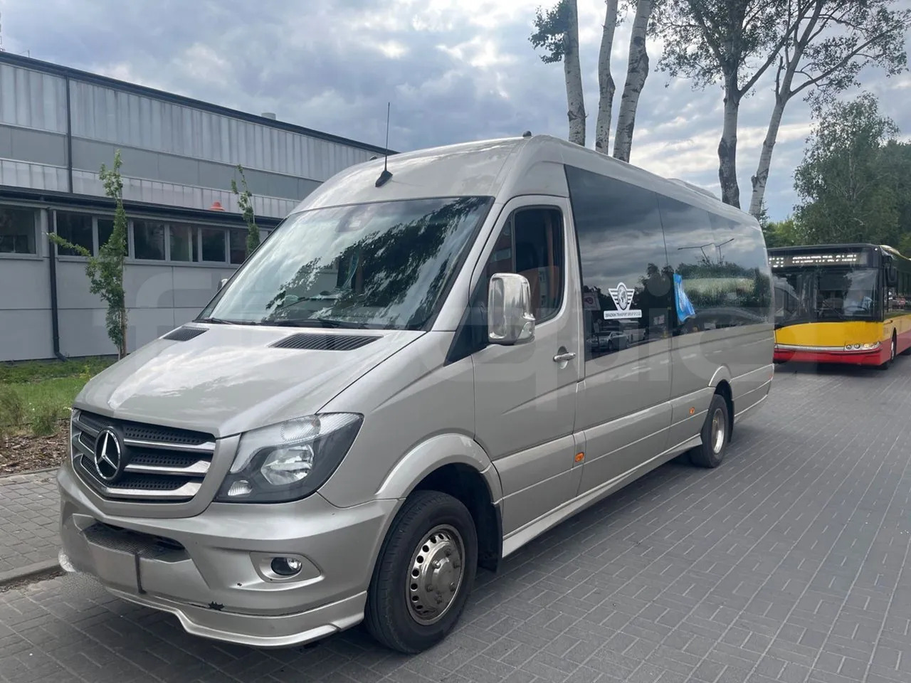 Mercedes-Benz Sprinter - Turistički autobus: slika Mercedes-Benz Sprinter - Turistički autobus Mercedes-Benz Sprinter - Turistički autobus: slika Mercedes-Benz Sprinter - Turistički autobus