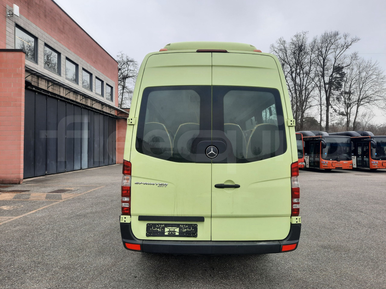 Mercedes-Benz Sprinter - Minibus, Putnički kombi: slika Mercedes-Benz Sprinter - Minibus, Putnički kombi Mercedes-Benz Sprinter - Minibus, Putnički kombi: slika Mercedes-Benz Sprinter - Minibus, Putnički kombi